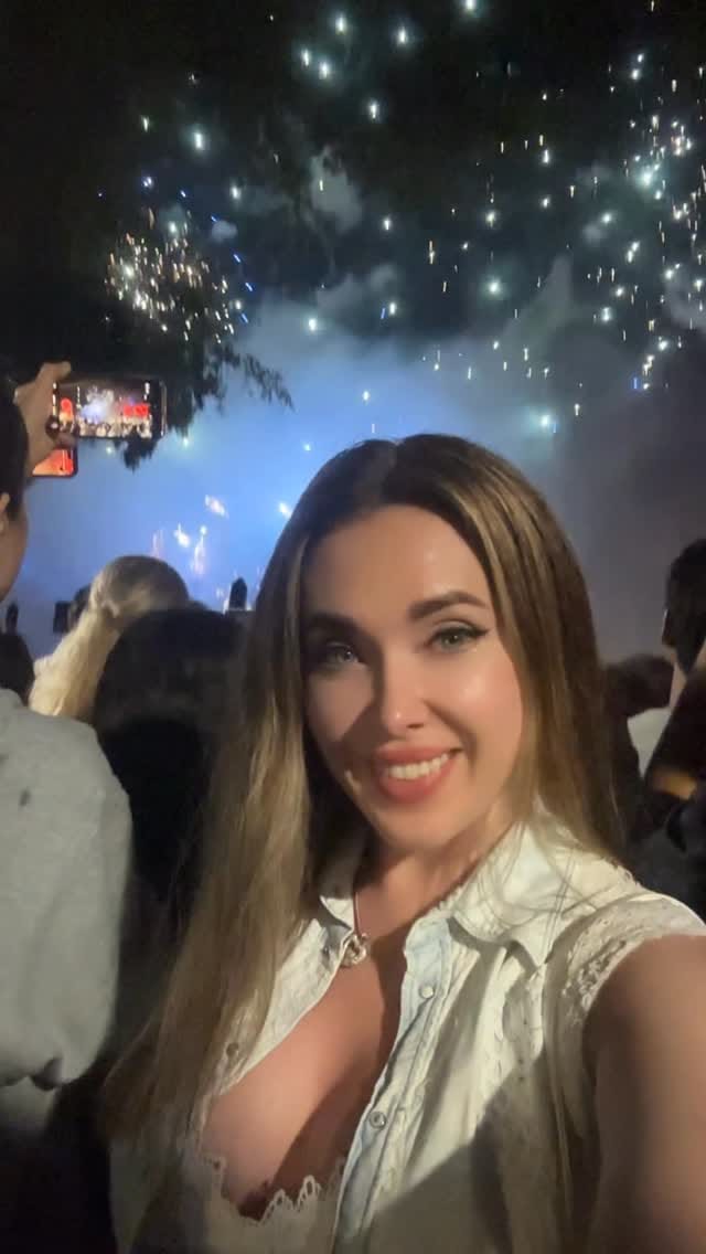 Post 1 by Lilith Moon on Instagram (video)