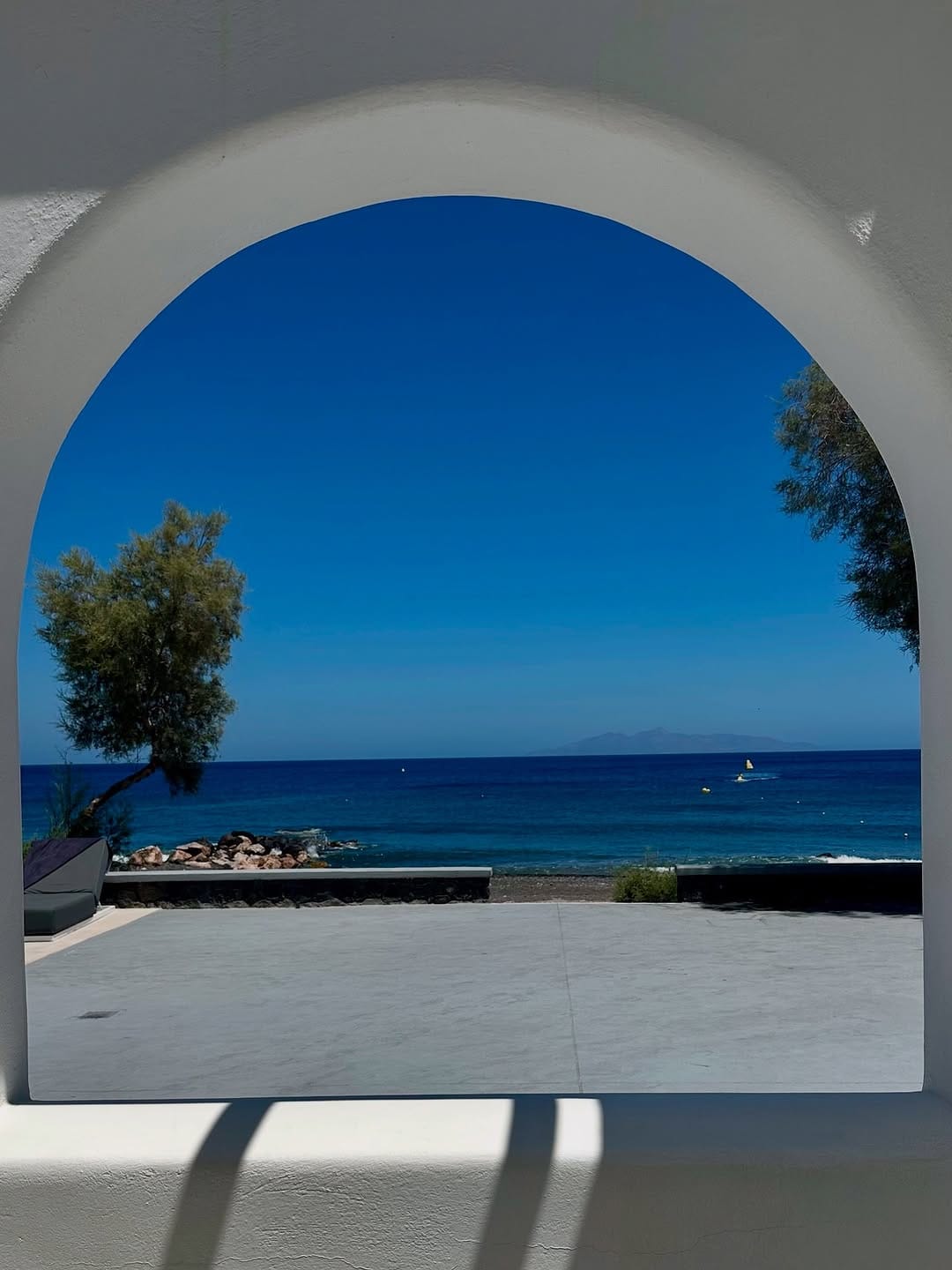 Post 5 by Johanna Chochanna on Instagram (image)