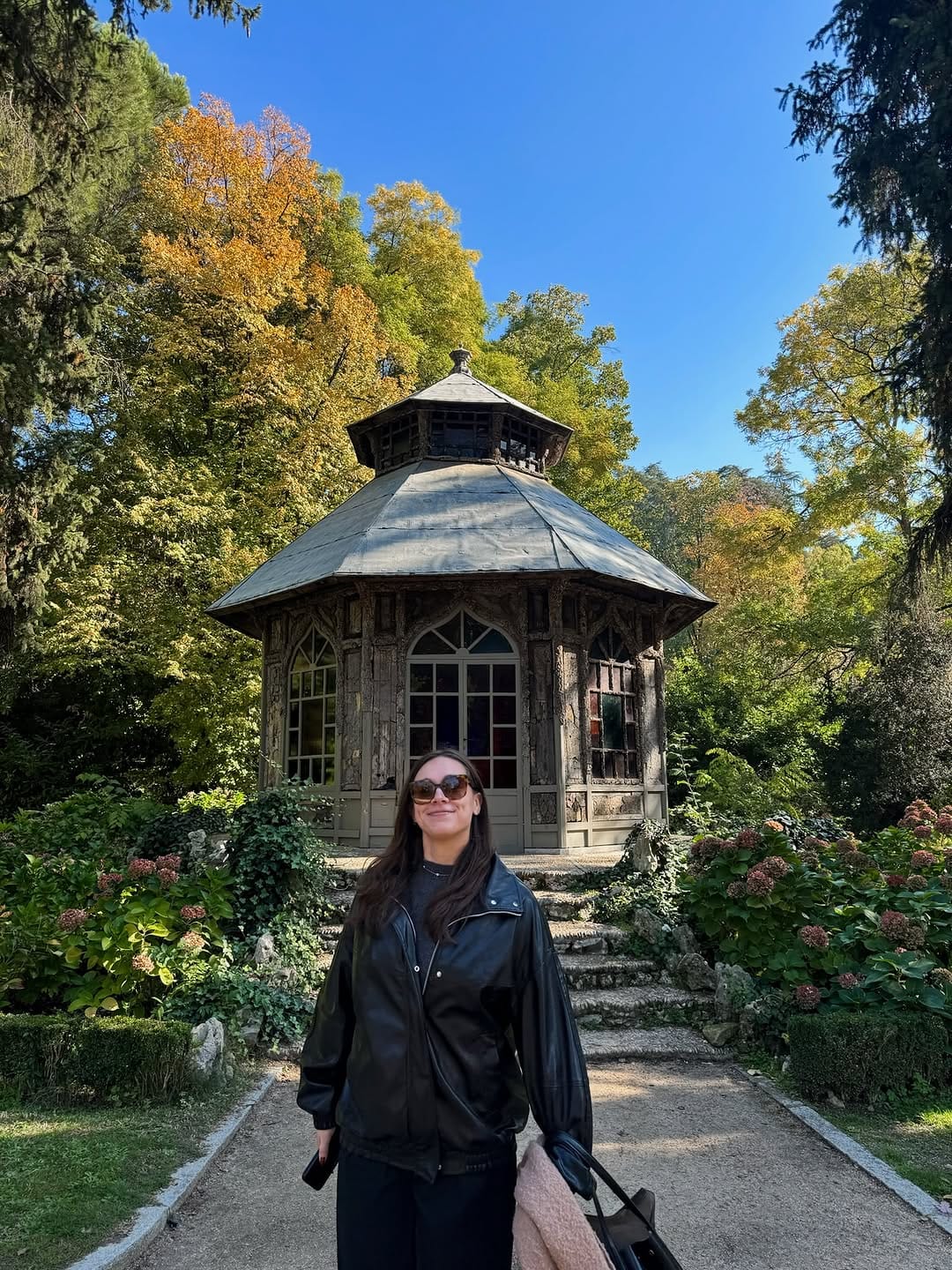 Post 7 by Laura Tremble on Instagram (carousel)