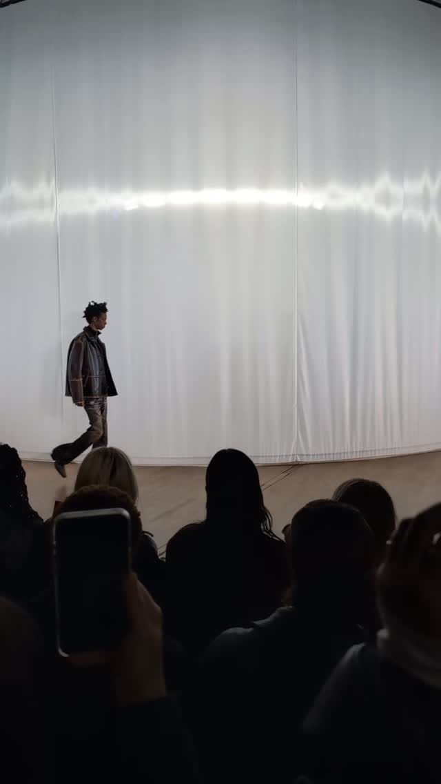 Post 4 by Luxsure | Fashion & Luxury Magazine on Instagram (video)