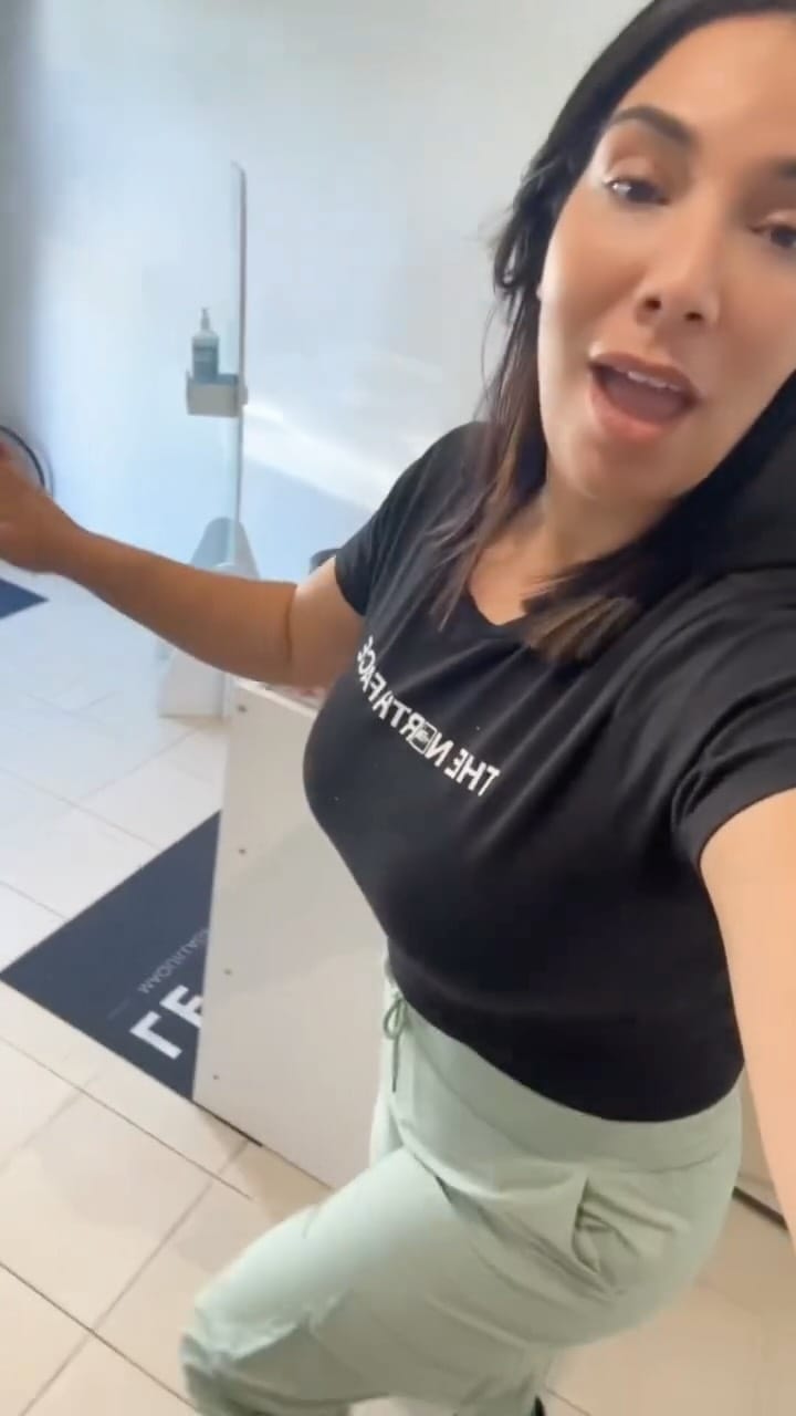 Post 8 by Hayat Zoubir on Instagram (video)