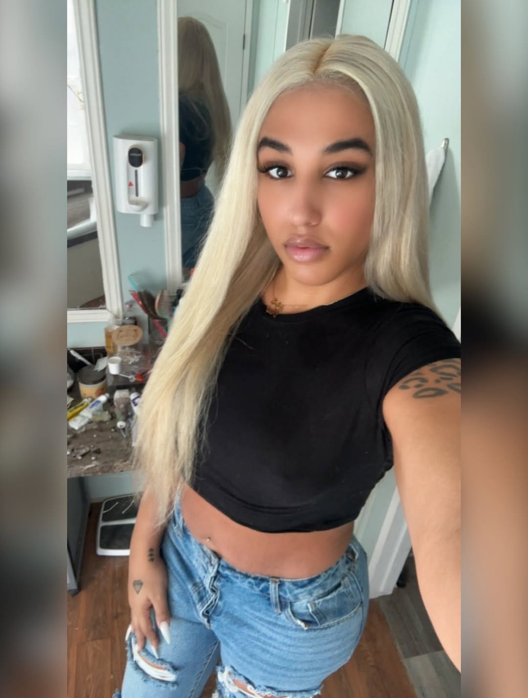 Post 7 by 𝓟𝓪𝓻𝓲𝓼 𝓝𝓲𝓬𝓸𝓵𝓮 on Instagram (image)