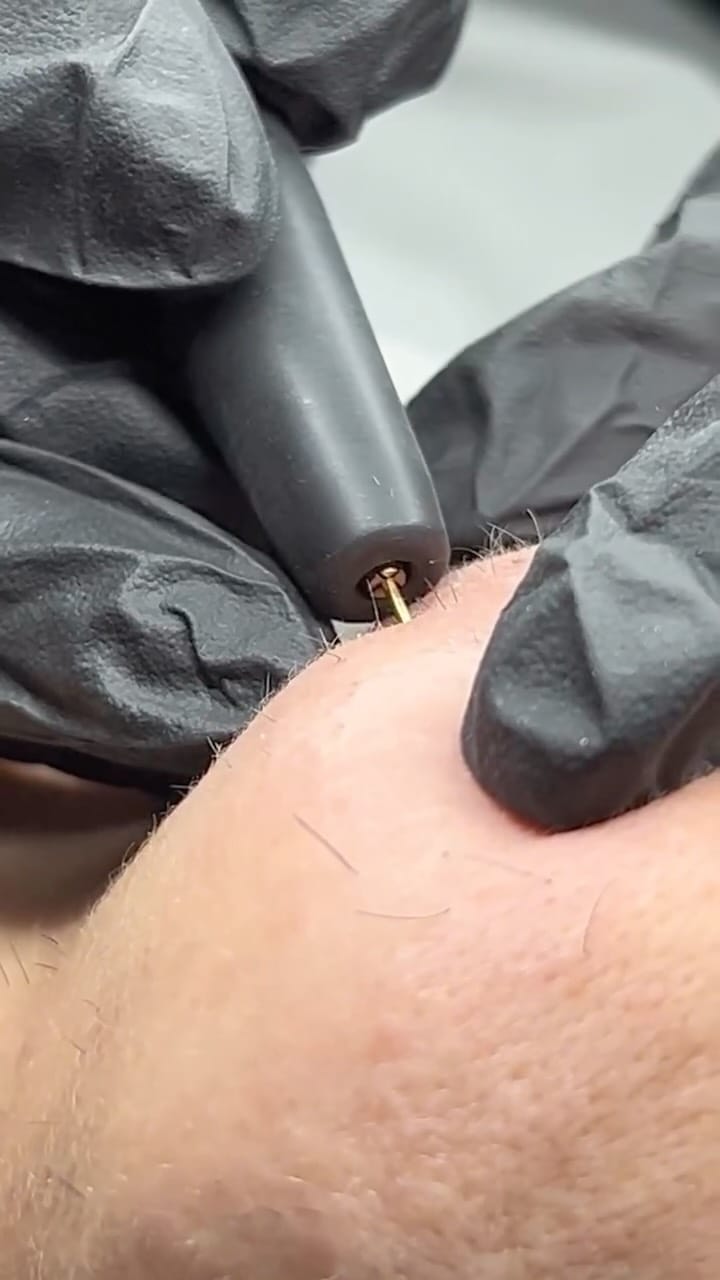 Post 4 by La Maison de Beauté Lyon on Instagram (video)