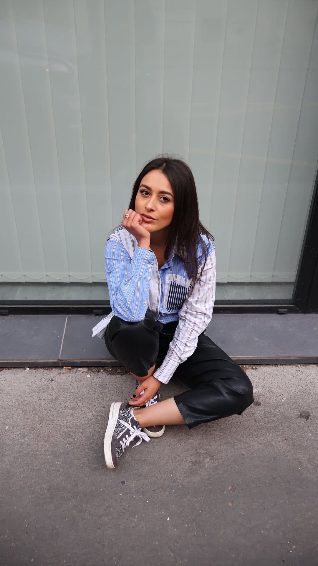 Post 5 by Sabrina Gmx on Instagram (video)