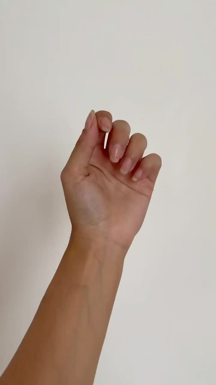 Post 10 by SIMONE • Le salon de beauté 3.0 on Instagram (video)