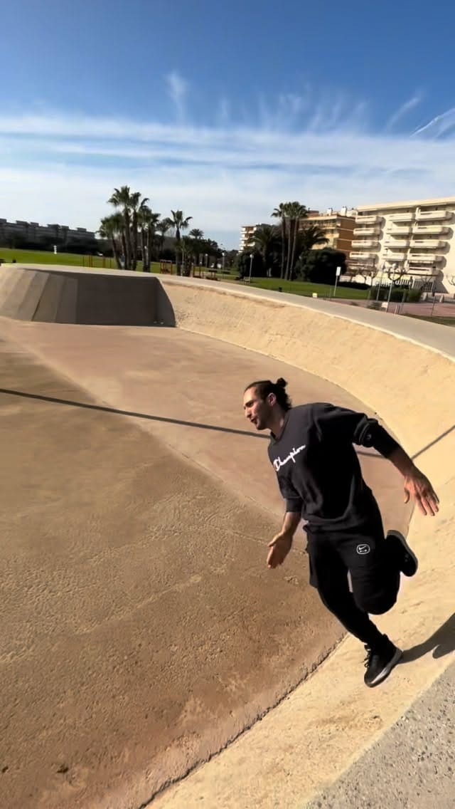 Post 2 by Vivien Dumoutiers - Wonsembe on Instagram (video)
