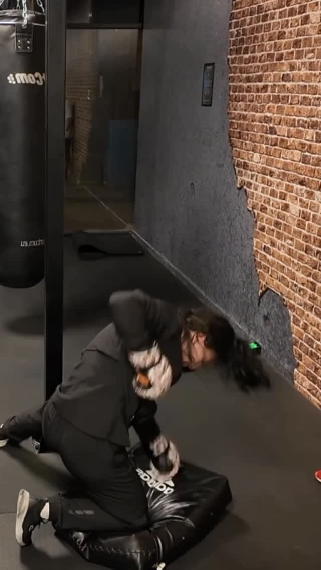 Post 6 by Mimi on Instagram (video)