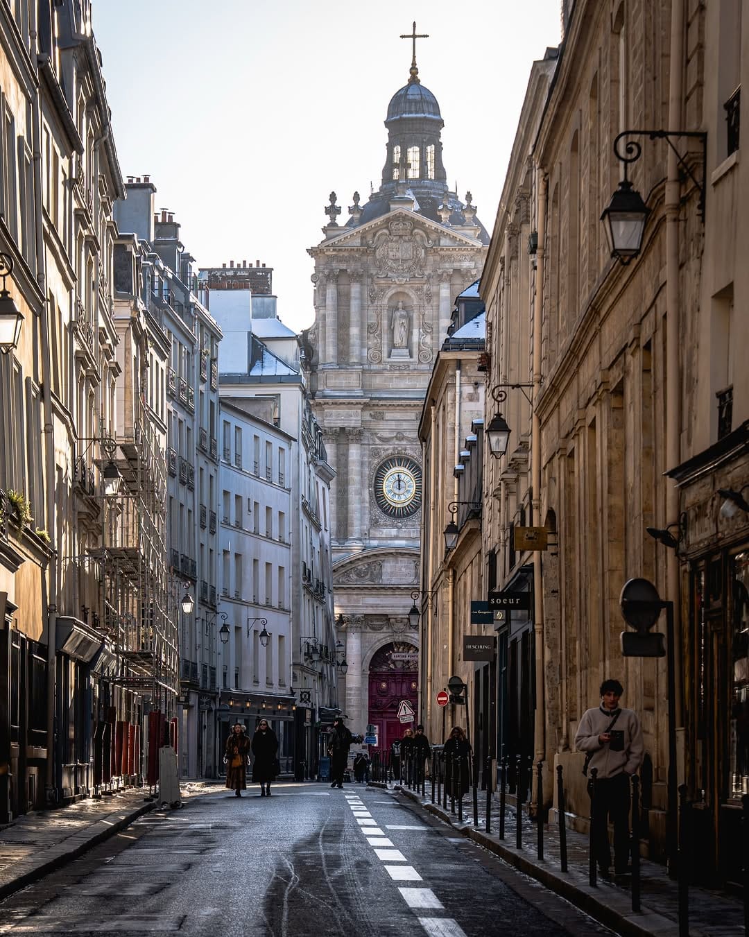 Post 4 by Tadji Kretschmer on Instagram (image)