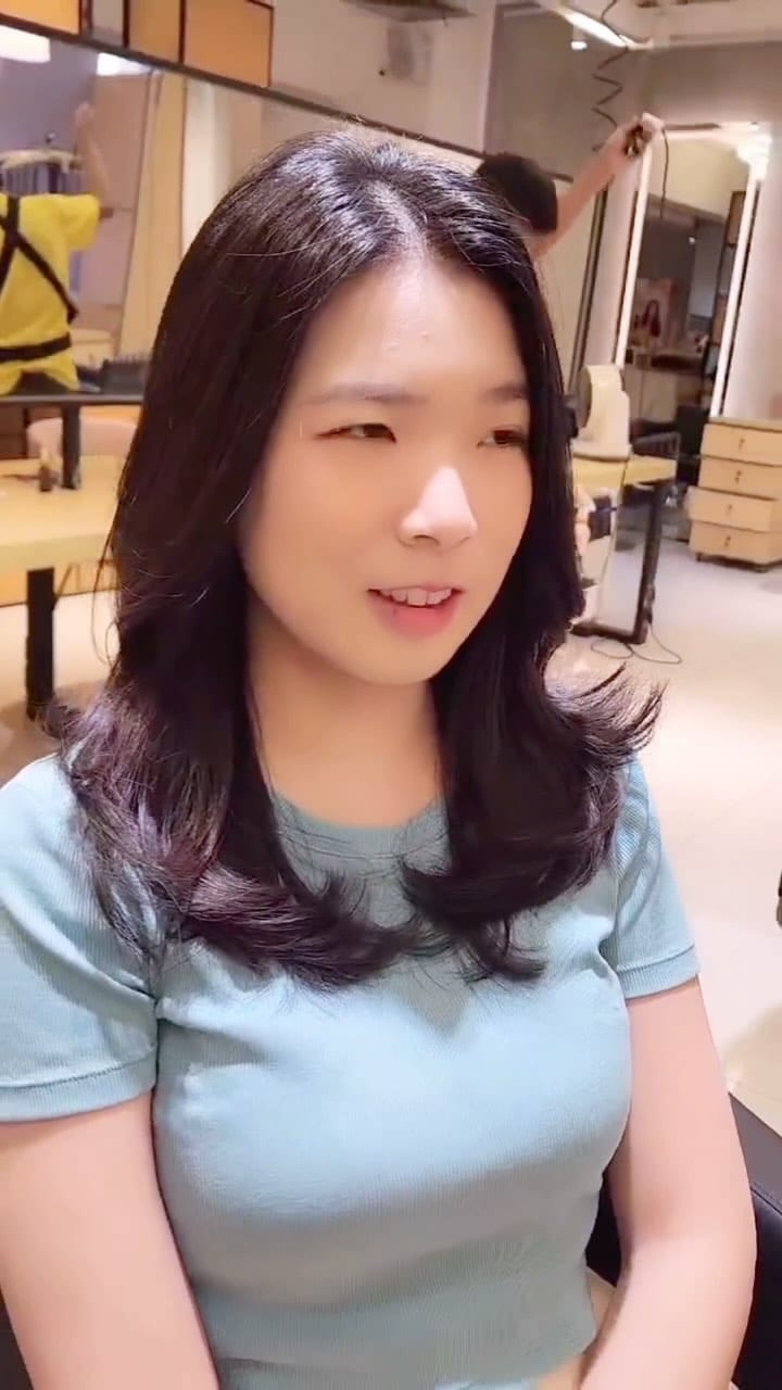 Post 10 by SALON_DE_LYON_kelapaGading on Instagram (video)