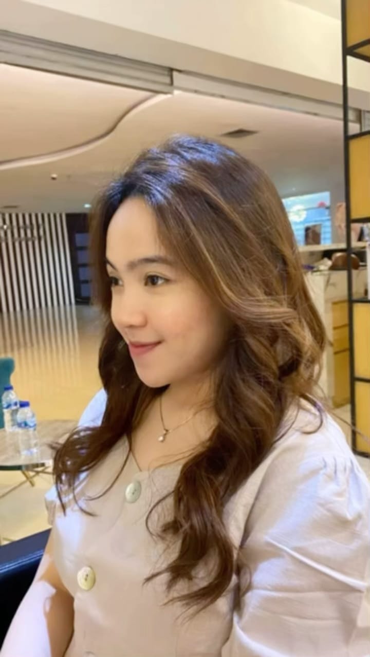 Post 7 by SALON_DE_LYON_kelapaGading on Instagram (video)