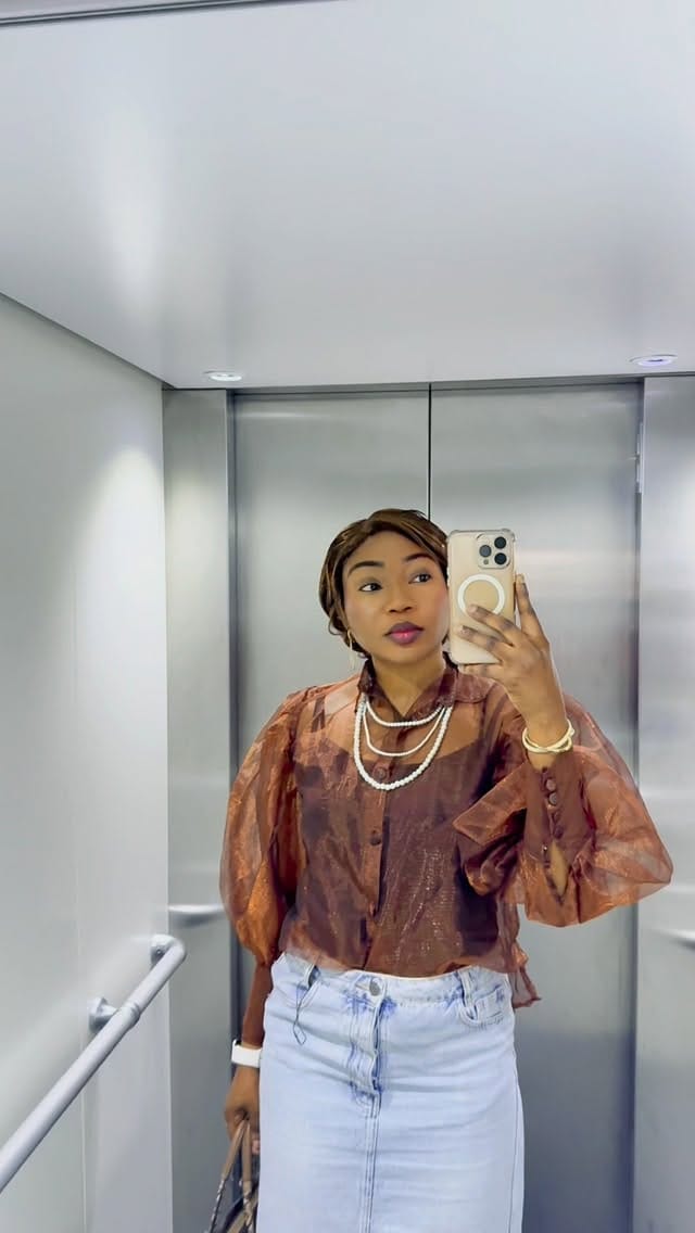 Post 8 by Opeyemi on Instagram (video)