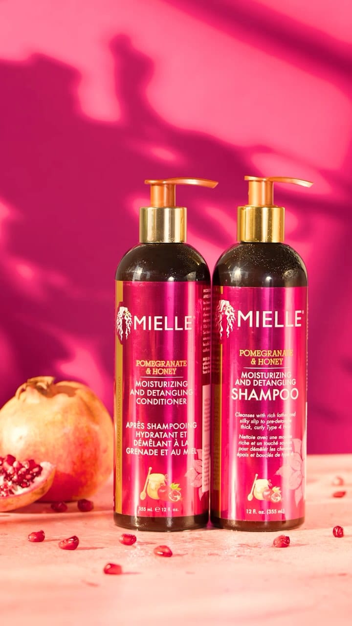 Post 6 by Mielle Organics France on Instagram (video)