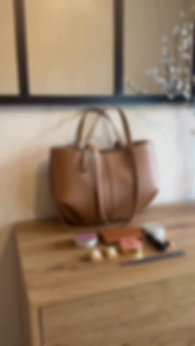 Post 10 by 24hcoton🌿 on Instagram (video)