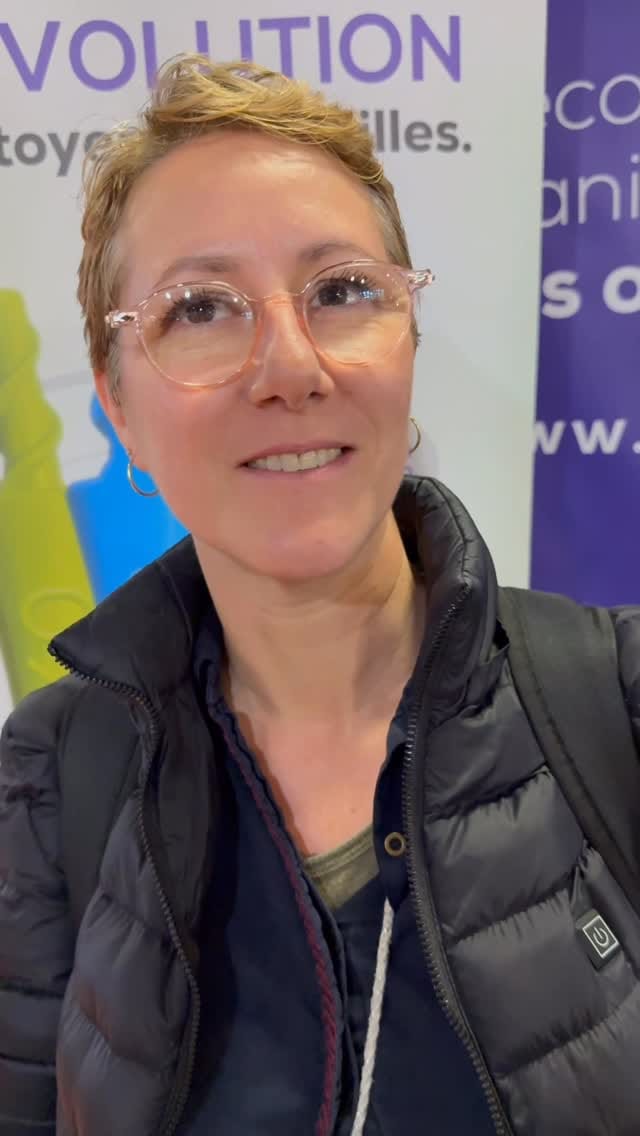 Post 6 by 🌱La révolution pour nettoyer vos oreilles👂 on Instagram (video)