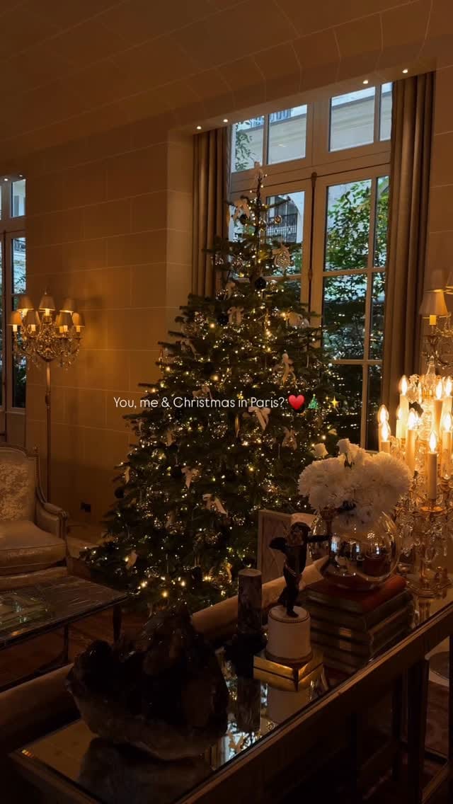 Post 3 by Ksenija | Paris Fashion, Style, Coffee on Instagram (video)