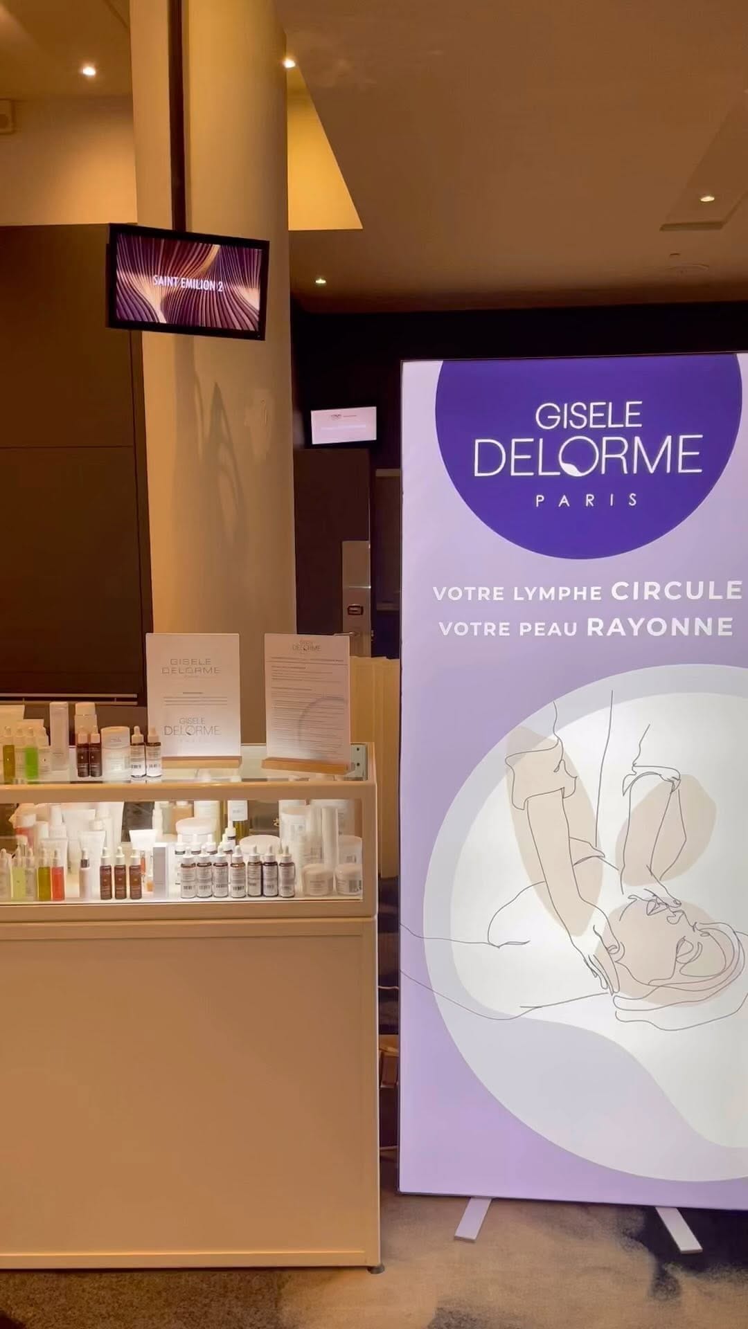 Post 5 by GISELE DELORME PARIS Official on Instagram (video)