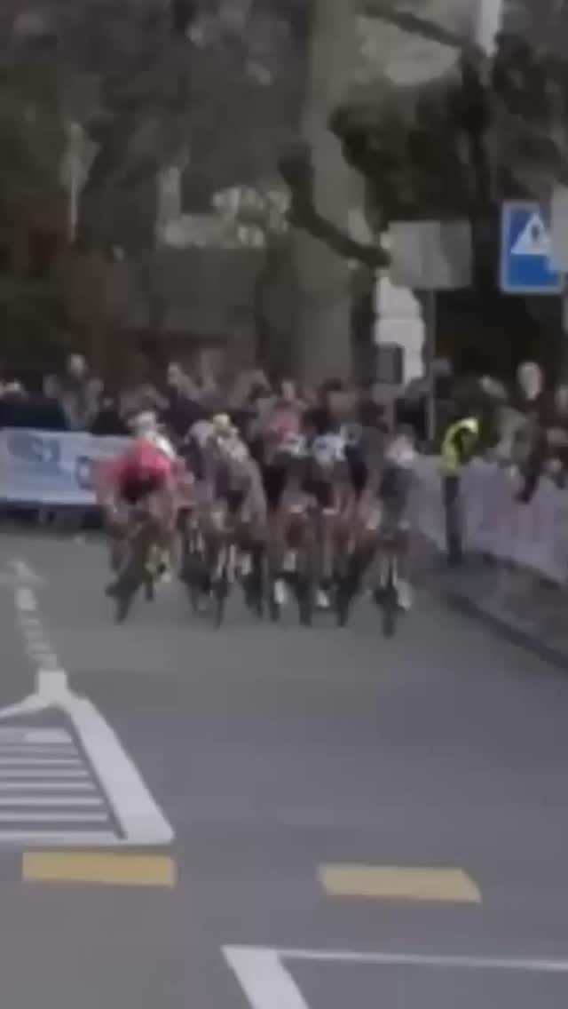 Post 8 by Niccolò Bonifazio on Instagram (video)