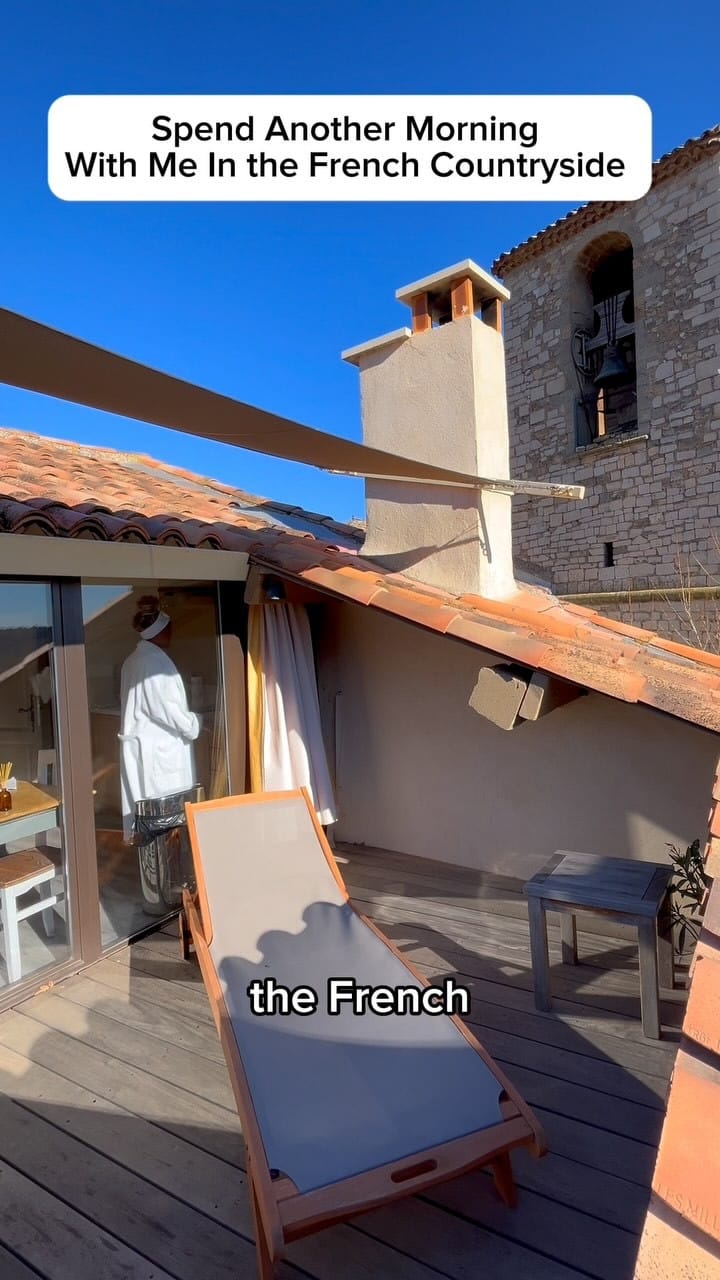 Post 6 by Ursulline Okonkwo | Lifestyle Content Creator | Paris on Instagram (video)