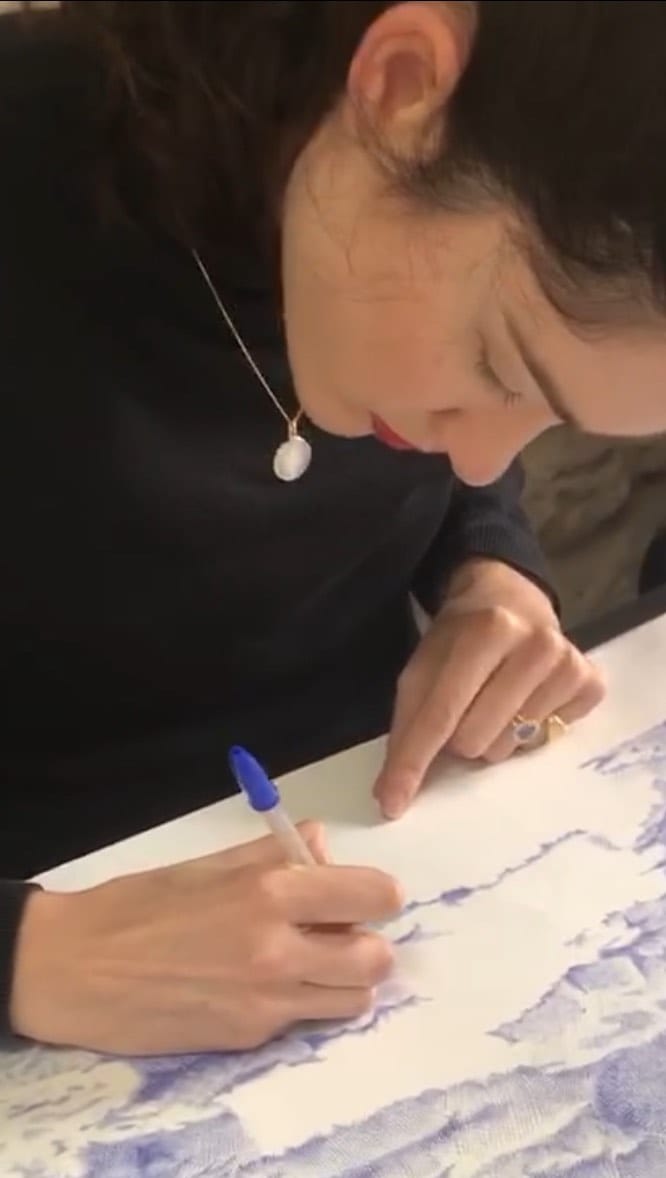 Post 7 by Ernest Wallpaper on Instagram (video)