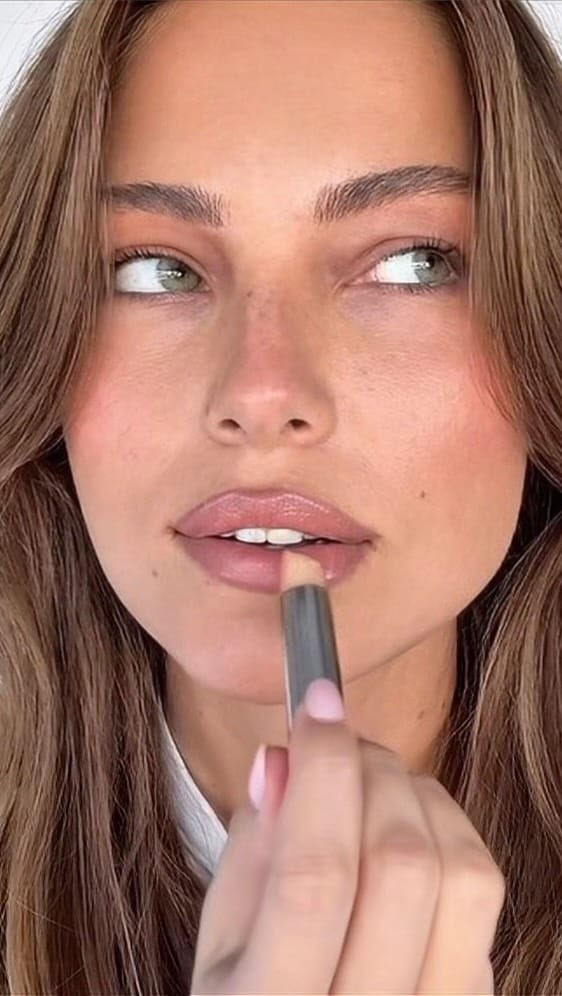 Post 8 by PAUL & JOE Beauté US Community on Instagram (video)