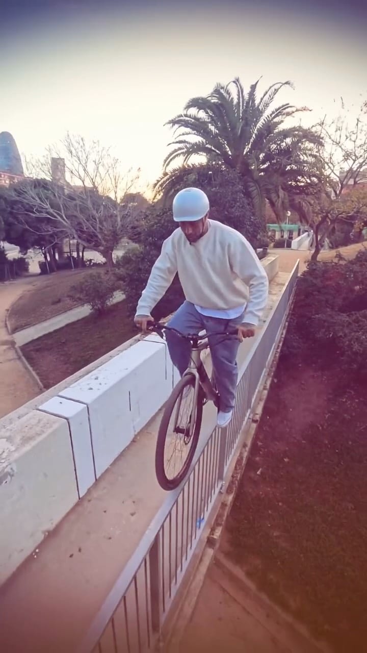 Post 6 by Niccolò Bonifazio on Instagram (video)