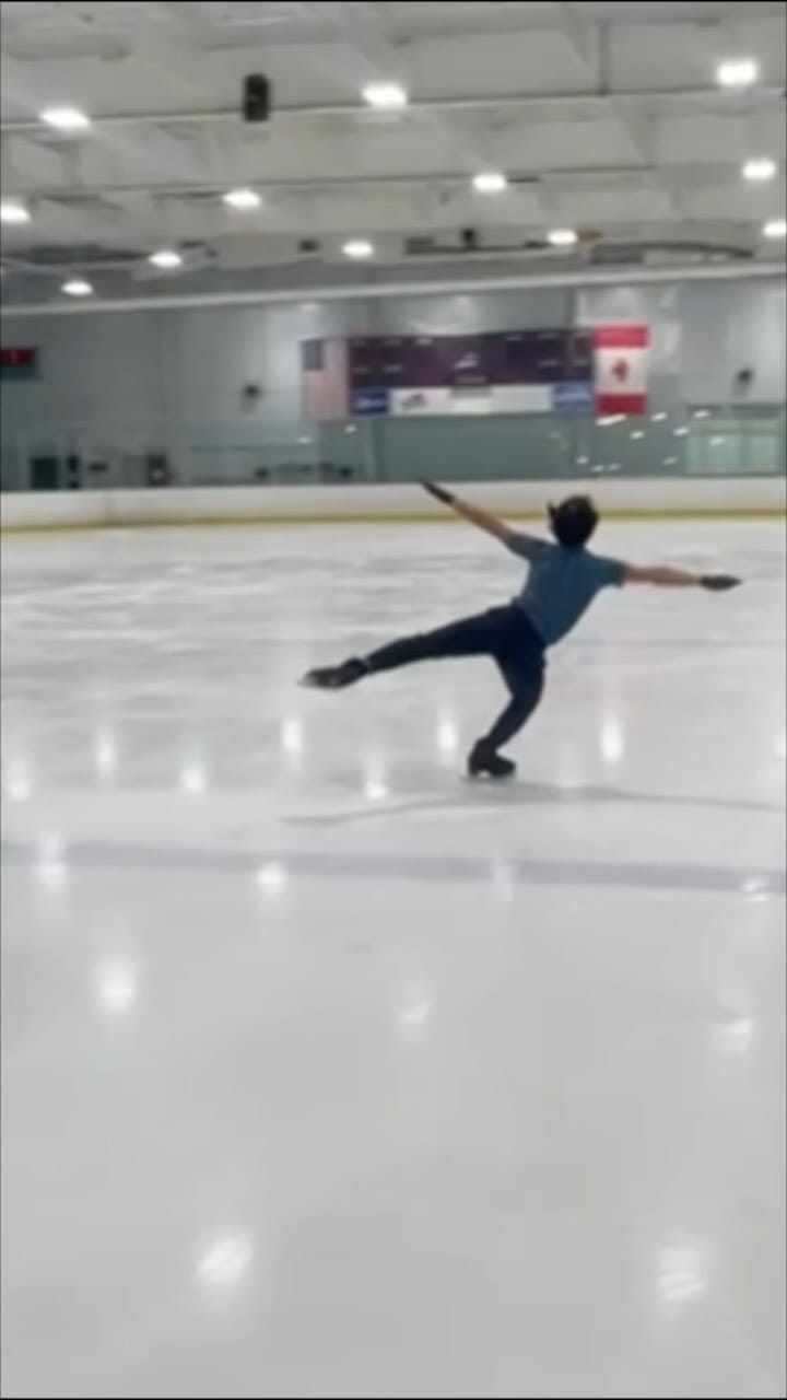 Post 10 by Kévin Aymoz on Instagram (video)