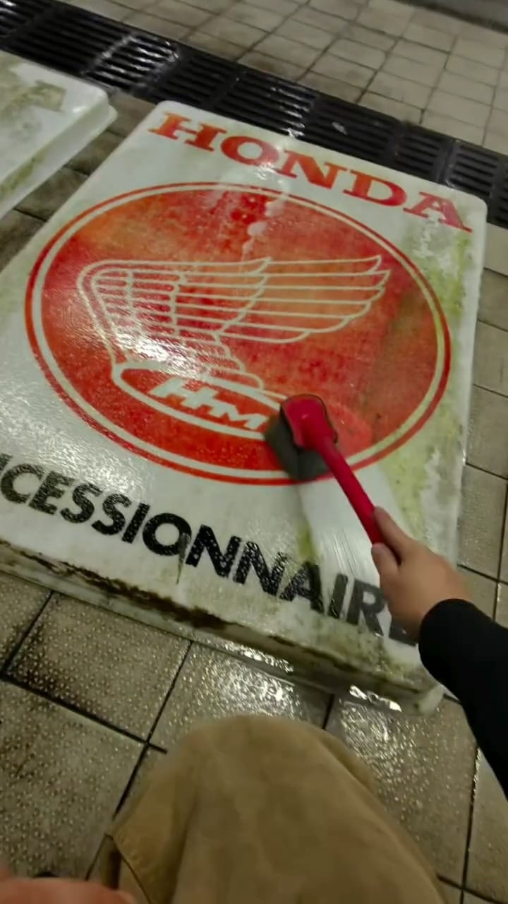 Post 5 by @anglesio_moto on Instagram (video)