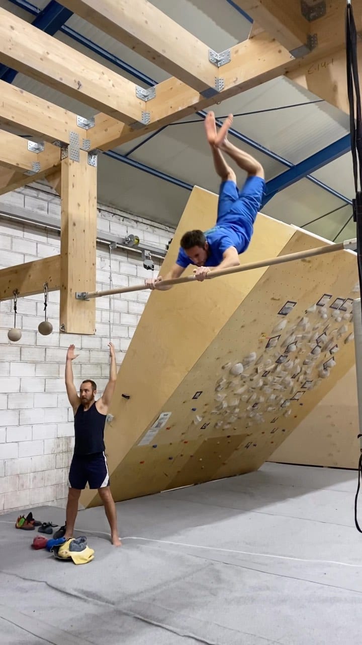 Post 9 by Dimitri Houlès 🇫🇷 Ninja - OCR on Instagram (video)