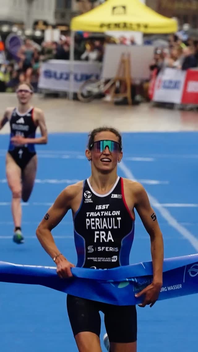 Post 2 by PERIAULT Leonie on Instagram (video)