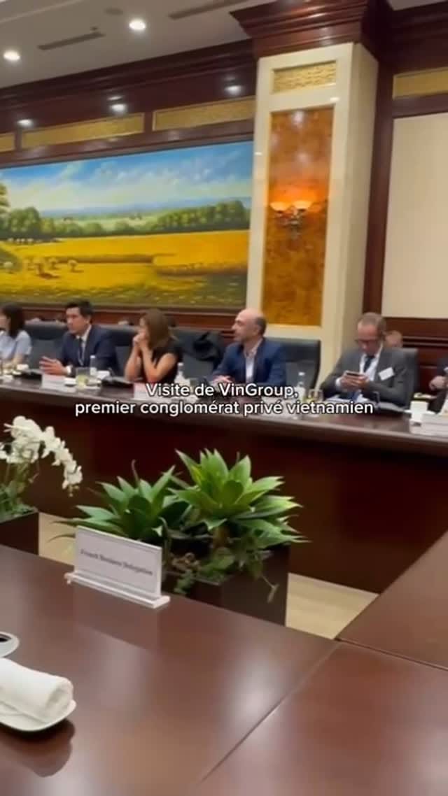 Post 9 by François Trinh-Duc Officiel on Instagram (video)