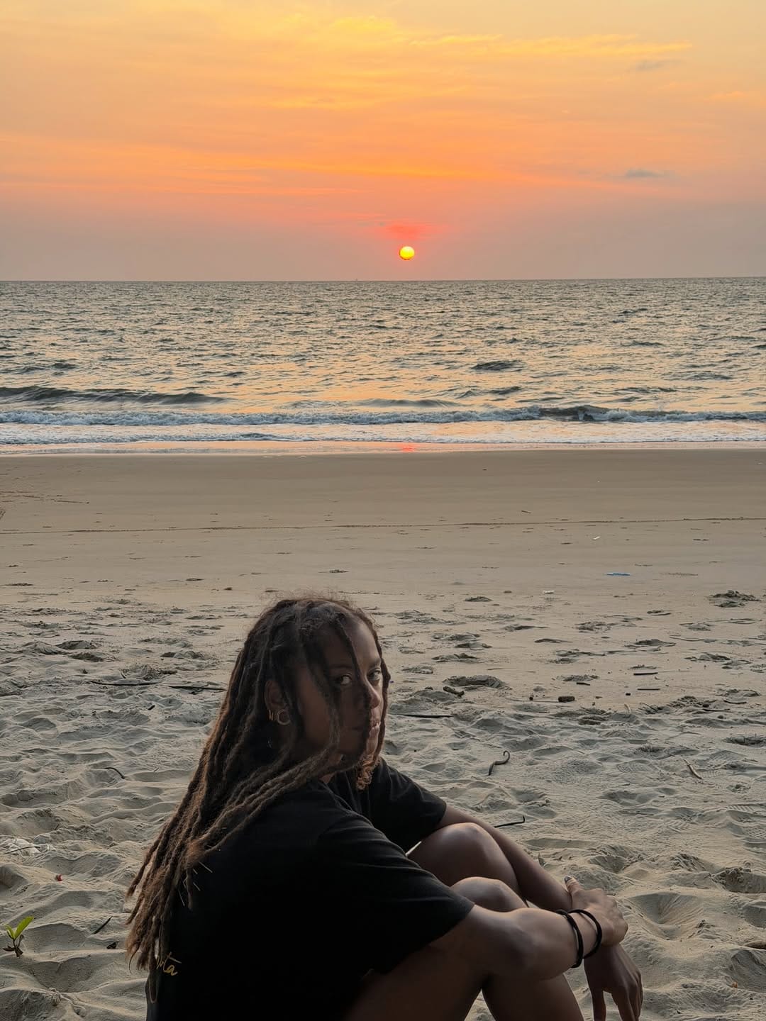 Post 6 by Marina Correia on Instagram (carousel)