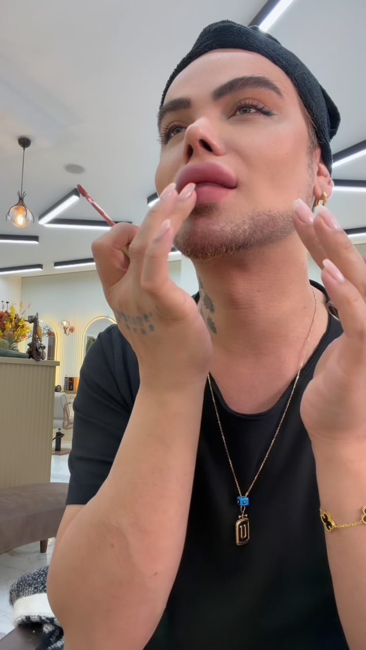 Post 5 by Ugur Arslan Cosmetics on Instagram (video)