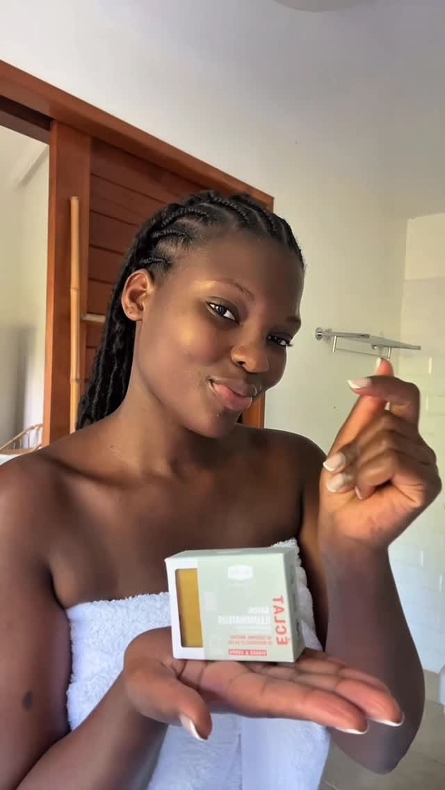 Post 3 by WAAM COSMETICS on Instagram (video)