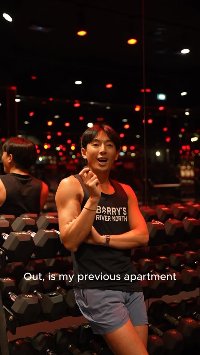 Post 3 by Barry’s France on Instagram (video)