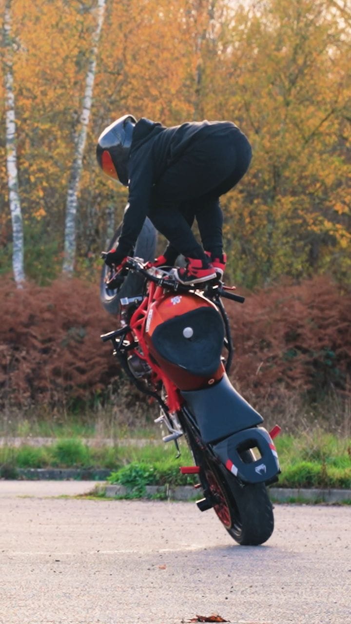 Post 1 by romain jeandrot on Instagram (video)