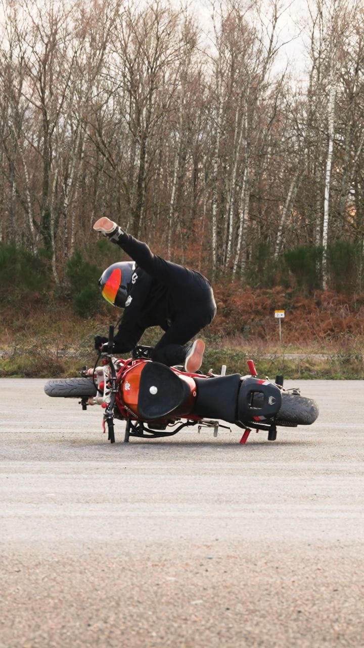 Post 3 by romain jeandrot on Instagram (video)