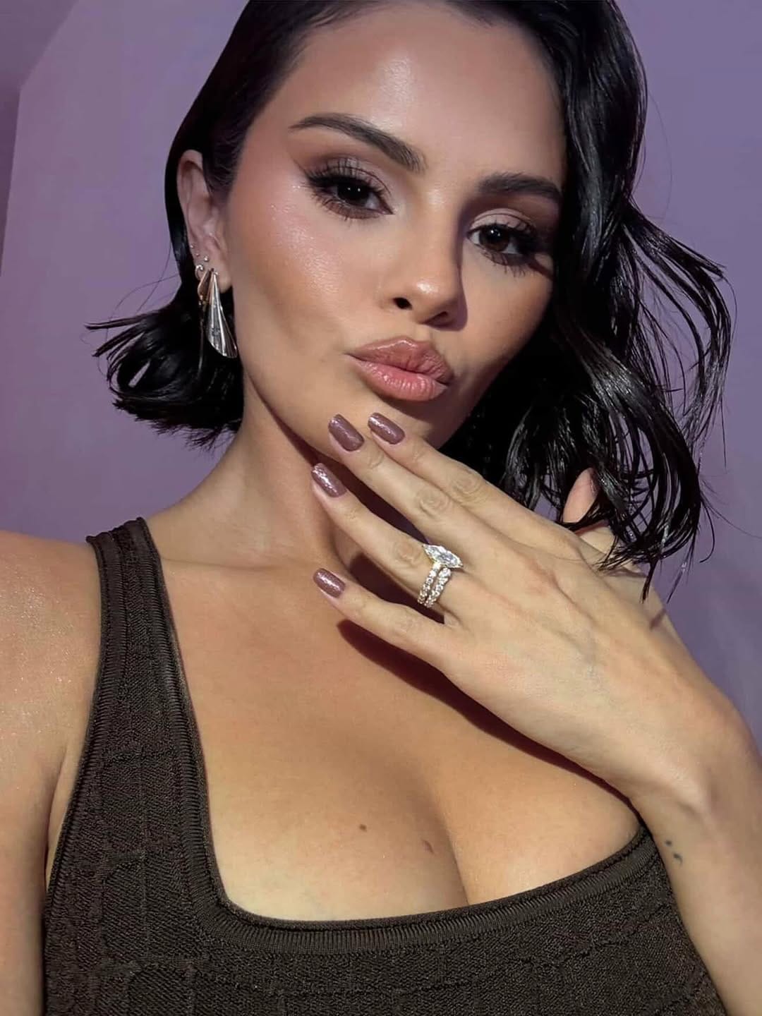 Post 7 by 𝙏𝙤𝙢 𝘽𝙖𝙘𝙝𝙞𝙠 Nails on Instagram (image)