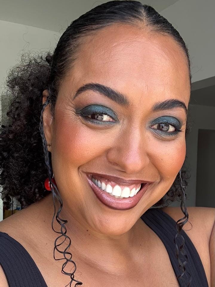 Post 3 by Monica Reis Makeup on Instagram (carousel)