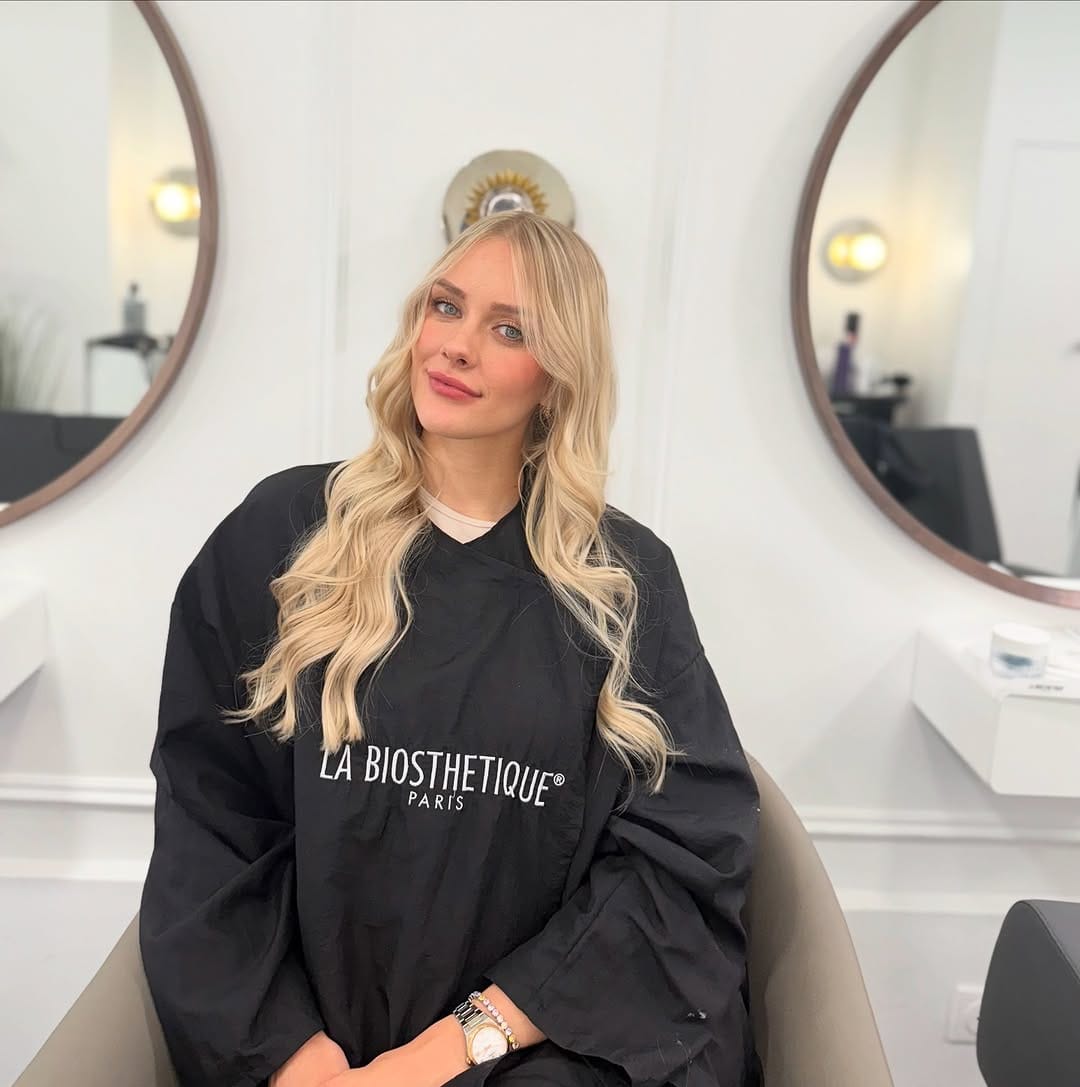 Post 6 by JS Coiffure Paris on Instagram (carousel)