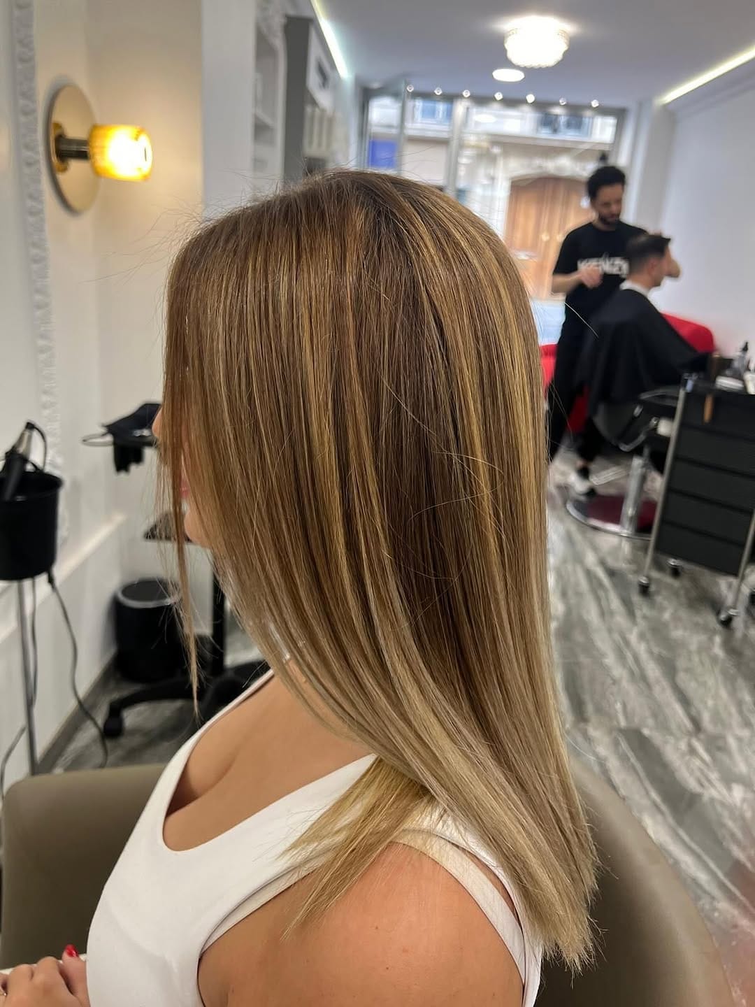 Post 2 by JS Coiffure Paris on Instagram (carousel)