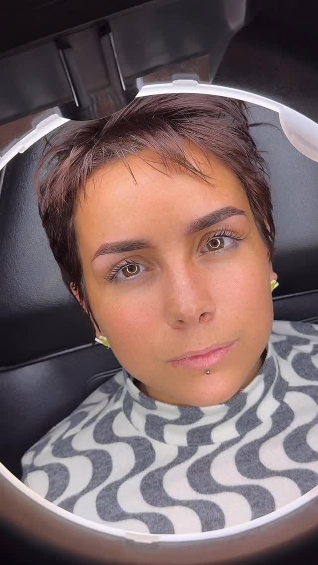 Post 4 by Laurie K esthétique on Instagram (video)