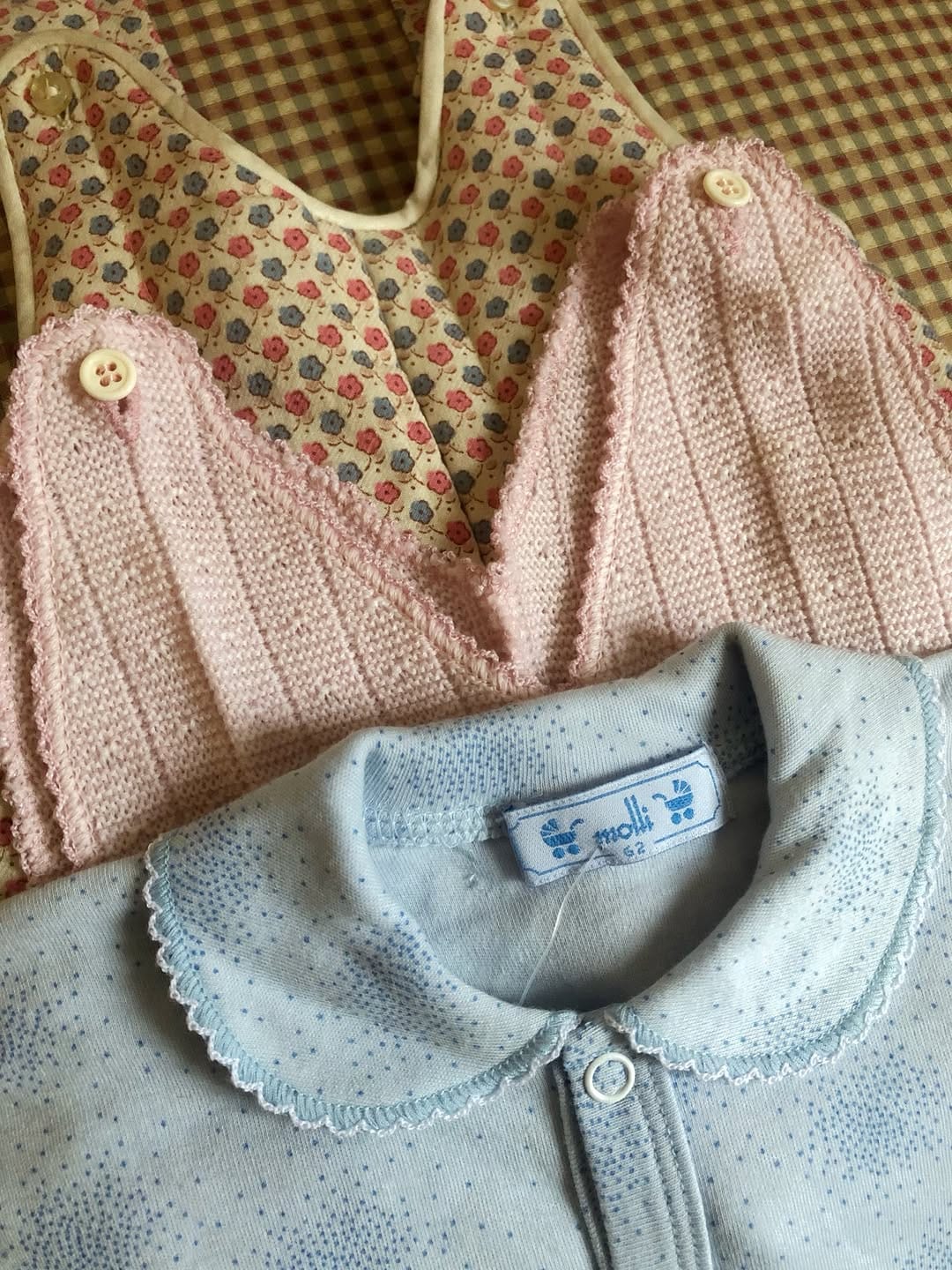 Post 3 by La Manotte Vintage on Instagram (carousel)