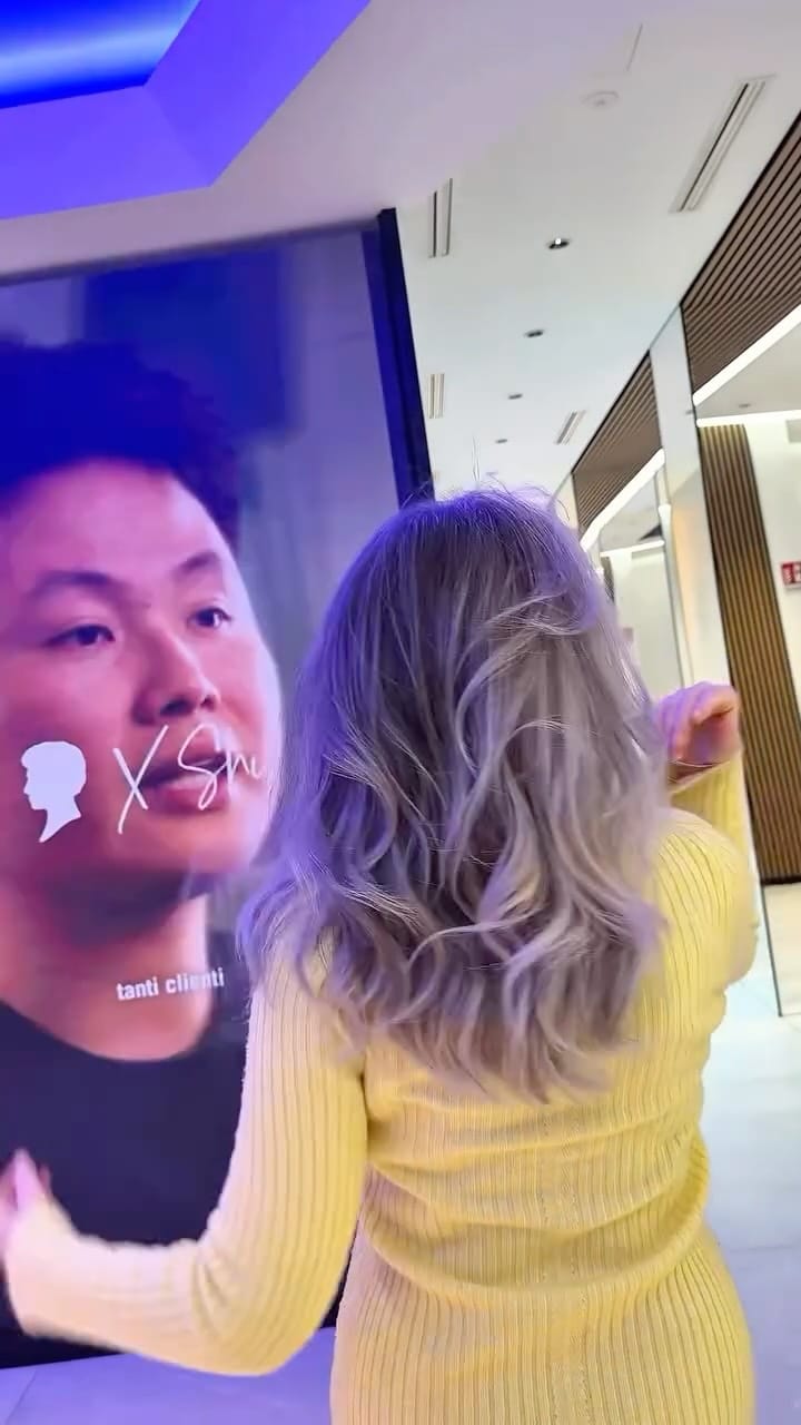 Post 4 by Shi Parrucchieri on Instagram (video)
