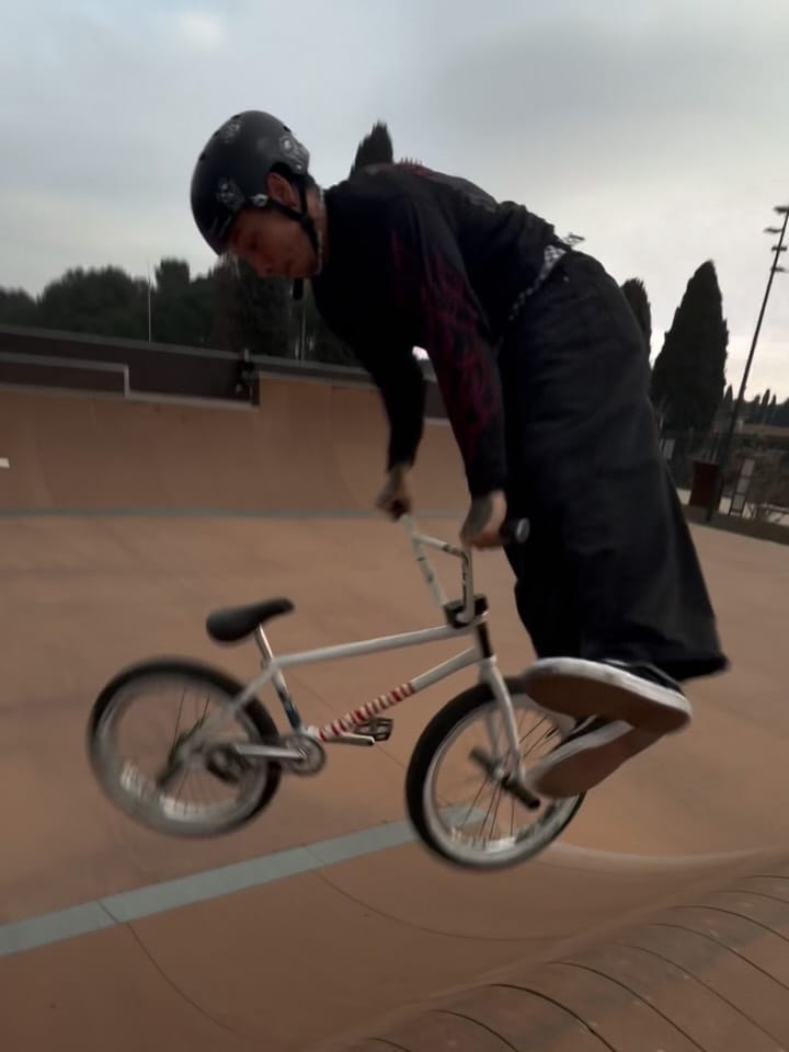 Post 1 by ROMAN KHAYRUTDINOV⚡️BMX on Instagram (carousel)