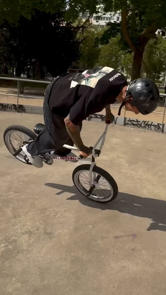 Post 6 by ROMAN KHAYRUTDINOV⚡️BMX on Instagram (video)