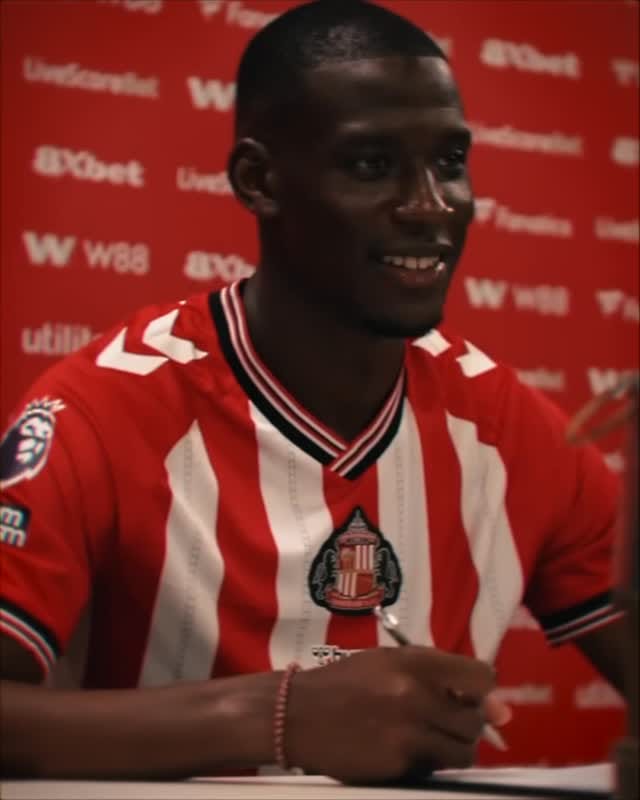 Post 5 by Nordi Mukiele on Instagram (video)