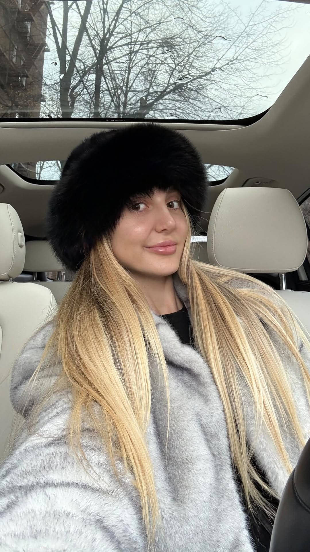 Post 3 by 𝓛𝓮𝓪𝓷𝓪 𝓢𝓱𝓮𝓲𝓷 on Instagram (video)