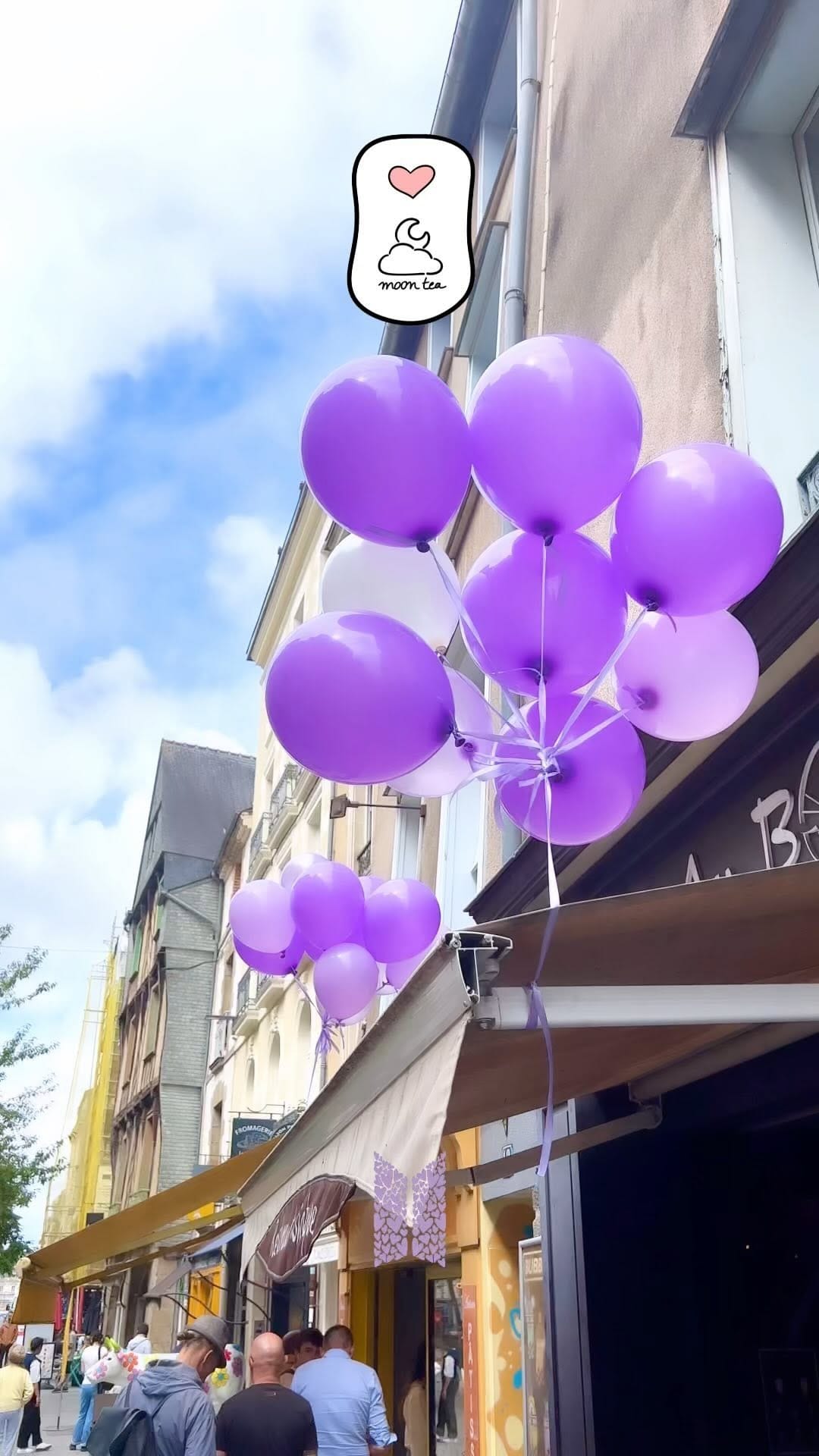 Post 8 by Moon Tea on Instagram (video)