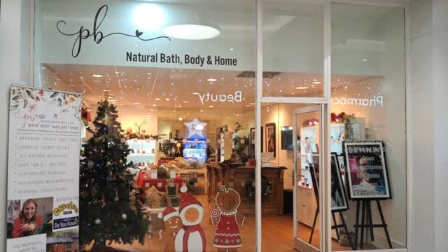 Post 7 by Posh Brats Botanicals on Instagram (video)