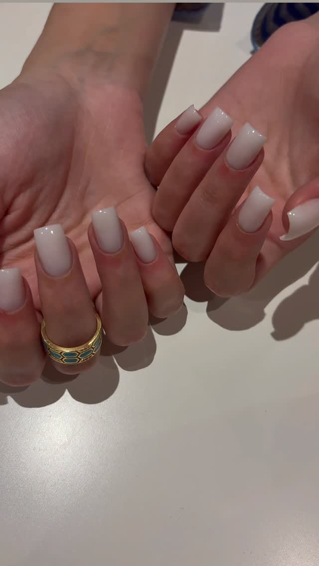 Post 5 by Youmi nail's💅 on Instagram (video)